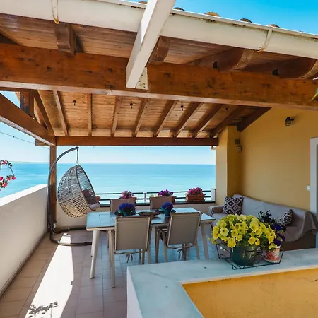 Corfu 91 Apartman *